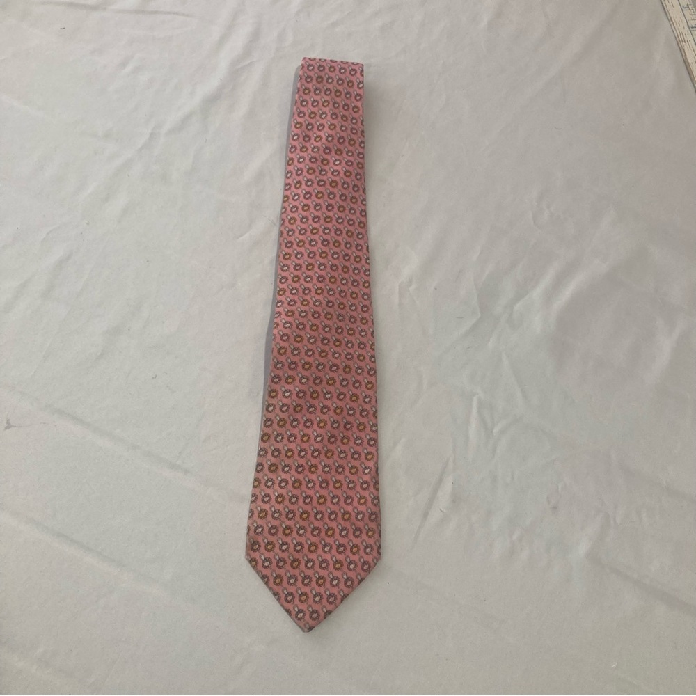 Vineyard Vines tie